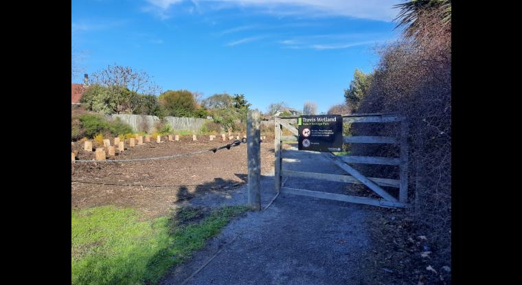 Large gate, easy to open and close with enough space.